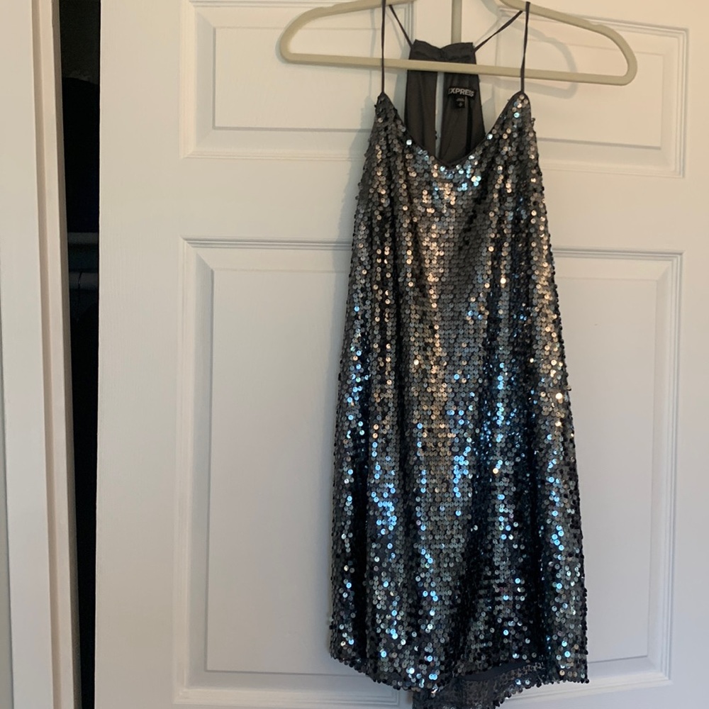 Fun dress from express, brand new! - Picture 1 of 4